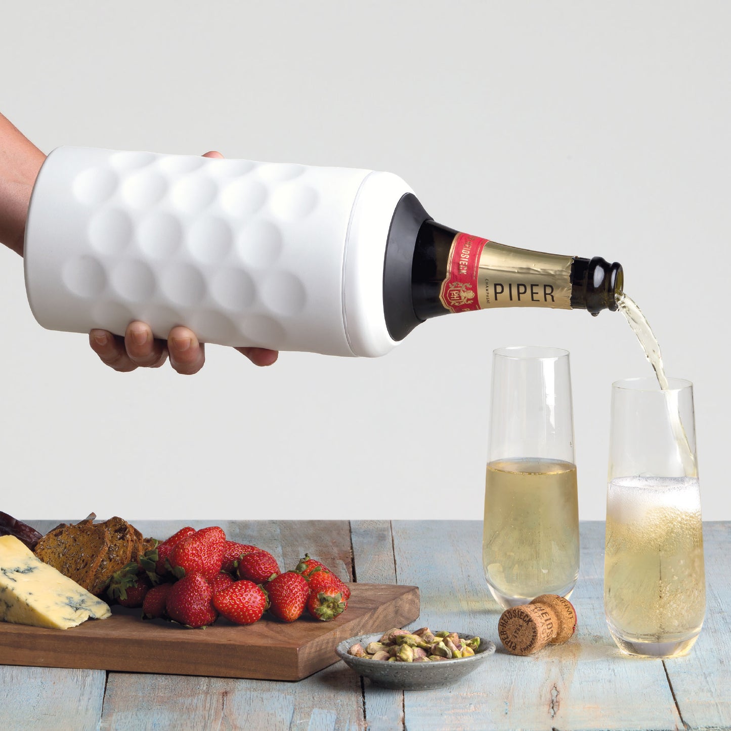 Freddo Wine Cooler, Colour: White